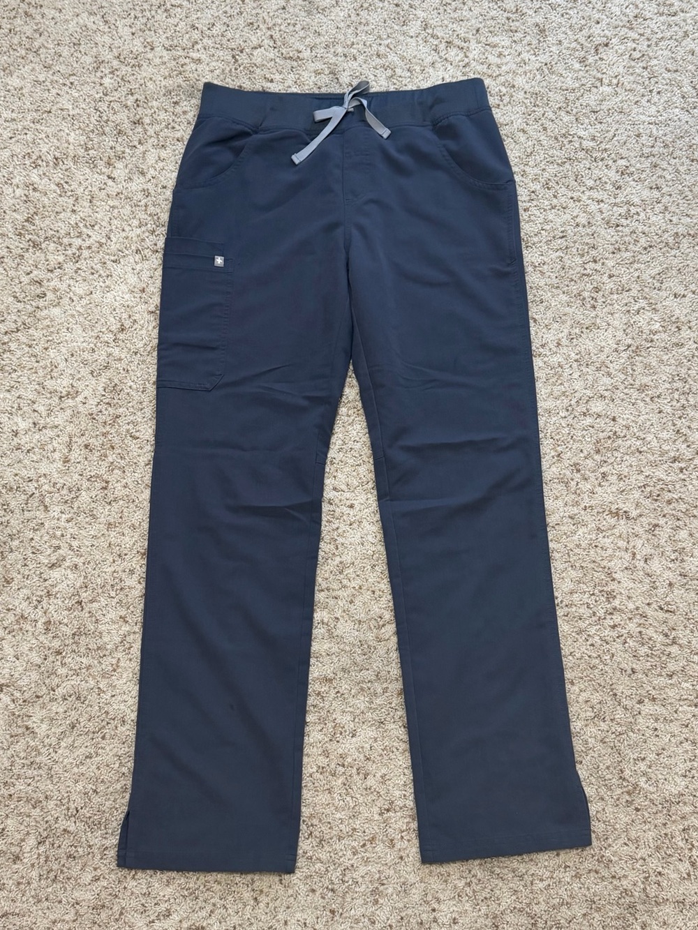 Figs Women's Straight Leg Scrub Pants in charcoal with Gray Drawstring